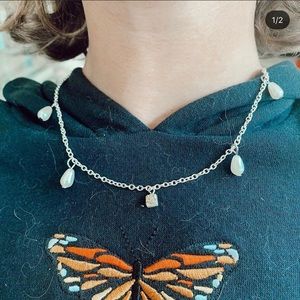 pearl necklace